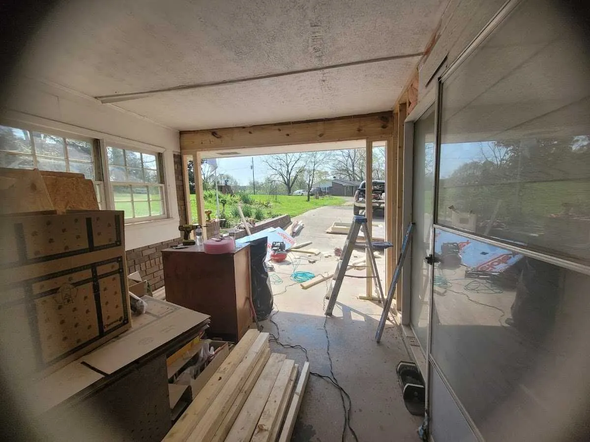 Air movers and dehumidifier for Drying & Dehumidification in Plymouth